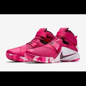 Lebron Zoom Soldier 9